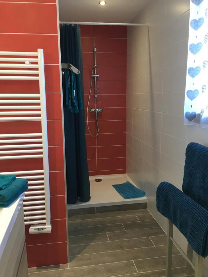 Appartement T2 Independant Dans Maison Pugny-Chatenod Екстер'єр фото